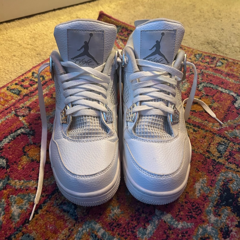 Jordan 4